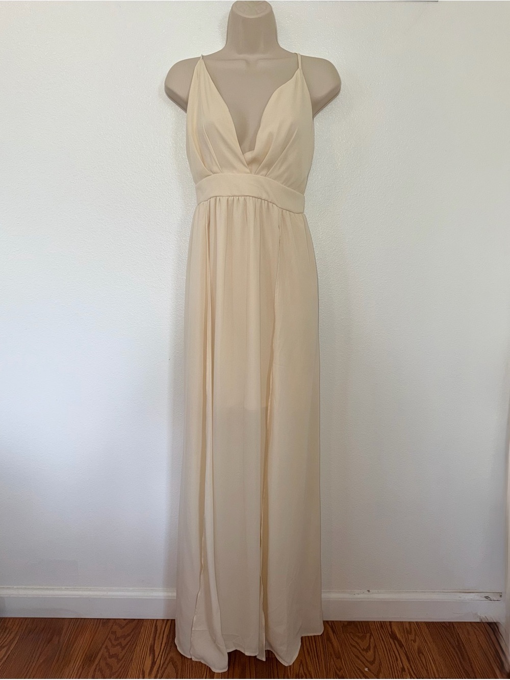 Sleeveless Cream V-Neck Maxi Dress
